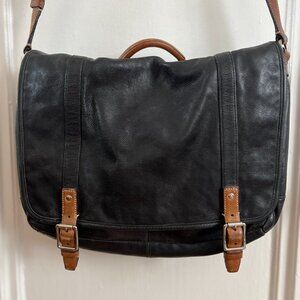 COACH men's Pebbled leather Messenger bag